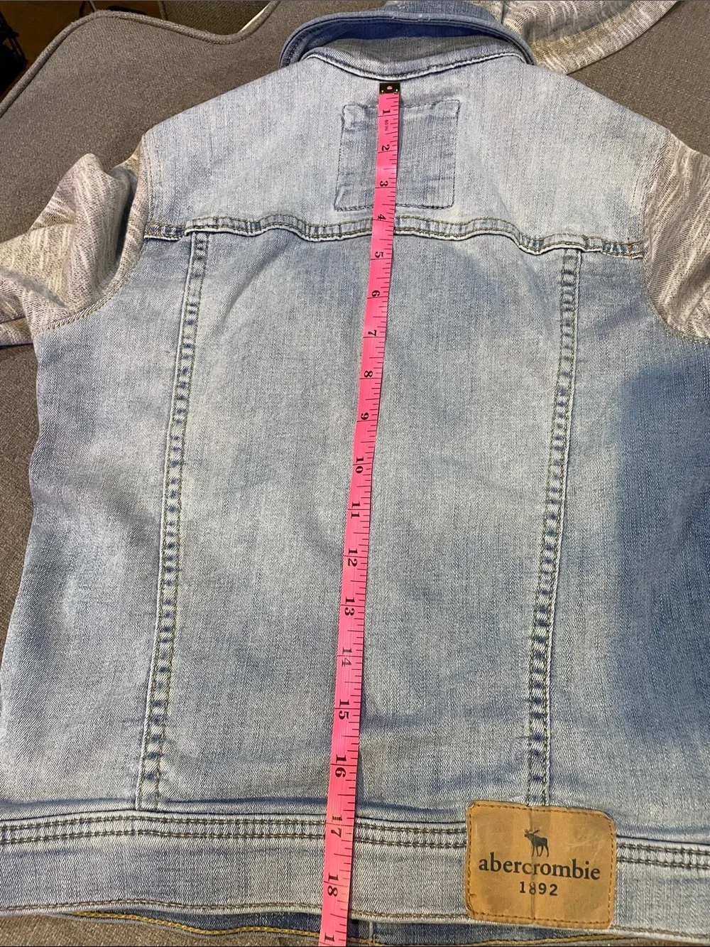 Abercrombie Kids A&F denim jacket hoodie jersey sleeves girls/boys
